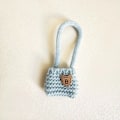 Miniatyrbild 1 av 6: Kläder för 15-17 cm v1v2 Labubu, outfit Labubu Sittande Party Bear, Etikett, Halsduk, Hatt, Väska, Docktillbehör, Söt Dekoration Yarn Blue B Bag no doll