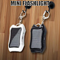 Miniatyrbillede 4 af 8: Solcelledrevet bærbar oplader nøglering Mini Power Bank LED lommelygte Udendørs USB batteripakke Nødtelefonoplader