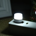Miniatyrbild 2 av 4: 100LM LED USB Mini Nattlampa (Vitt Ljus)