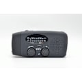 Pikkukuva 2 / 10: Tieliikenne-radio aurinkokennoilla, LED-taskulampulla ja 2000 mA:n virtapankilla SOS black