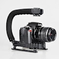 Miniatyrbilde 3 av 3: DSLR / speilløs / Action Camera videokamera telefonstabilisator 3-sko 2-hånds videoholder rigg lav posisjon skytefeste 1 stk - svart