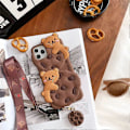 Pikkukuva 2 / 4: IPhone 13 Pro Kuori Cookie Bear Kawaii -kuori, Söpö kuori pitsinauhalla ja avaimenperällä, 3D-sarjakuva Karhu Pehmeä Silikonikuori, Sopii naisille ja tytöille