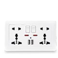Pikkukuva 1 / 5: Valkoinen Universaali 5-reikäinen Pistorasia LED-merkkivalolla