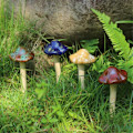 Miniatyrbillede 1 af 7: Danmu Havedekor, 4 stk. (Tilfældig farve) Keramiske svampe til
