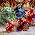 Miniatyrbilde 2 av 5: Utendørs oppblåsbare juledekorative baller, 24 tommers oppblåsbare juleballonger med pumpe, gigantisk julepakke, PVC oppblåsbare jule