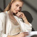 Pikkukuva 5 / 8: Metallista valmistetut rannekkeet, jotka ovat yhteensopivia Fitbit Versa/Fitbit Versa 2 -rannekkeen kanssa