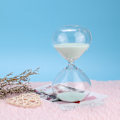 Miniatyrbild 5 av 8: Handblåst Glastimglas, Elegant Design för Tidshantering, Hållbar Konstruktion, Perfekt Gåva, Kontorsassistent, Minimalistisk Stil för Hemmet