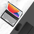Pikkukuva 1 / 5: Näppäimistökuori hiirellä RGB-näppäimistö Retro pyöreät näppäinhatut Makeat karkkivärit Irrotettava (iPad7/iPad8/iPad9/Air3/Pro10.5, Musta)