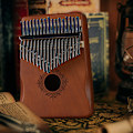 Miniatyrbillede 5 af 5: 17-tangenters kalimba tommelfingerklaver; stemmehammer, fingerdæksler, tangent