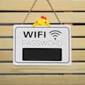 Miniatyrbild 2 av 8: Högkvalitativ, kraftig WiFi-lösenordsskylt, tillverkad av nödställt, väderbitet trä för tidlös charm, funktionell inredning som förhöjer alla