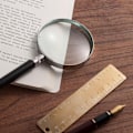 Miniatyrbild 3 av 5: Insten 10X Handhållen 10X Förstoringsglas Förstoringsglas med Handtag för Vetenskap, Läsning Bok, Inspektion, Mynt, Insekter, Stenar, Karta, Korsord,