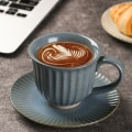 Miniatyrbilde 3 av 5: 160 ml retro blomster latte med brett Enkelt europeisk håndvasket kaffekopp