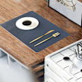 Miniatyrbild 5 av 5: Konstläder Placemats, PU Bordstabletter, Set om 4, Vattentäta,