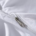 Miniatyrbilde 3 av 5: 3-delt sengetøysett i moderne stil med volanger i polyester - putevar og dynetrekk (hvit, queen)