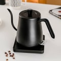 Pikkukuva 1 / 5: Pieni kodinkone, hansikaulainen sähkökeitin, 800 ml