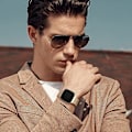 Pikkukuva 6 / 8: Metallista valmistetut rannekkeet, jotka ovat yhteensopivia Fitbit Versa/Fitbit Versa 2 -rannekkeen kanssa