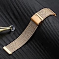 Pikkukuva 8 / 8: Metallista valmistetut rannekkeet, jotka ovat yhteensopivia Fitbit Versa/Fitbit Versa 2 -rannekkeen kanssa