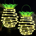 Pikkukuva 1 / 8: Suurempi 60 LED-ananassolaraulkovalaisin ripustettava lyhty