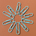 Miniatyrbillede 4 af 5: Papirclips og binderclips, trykknapper og holder, skridsikker