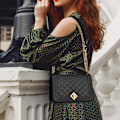 Miniatyrbild 7 av 7: Kvinnors lilla axelväska - Kedjeväska axelväska crossbody väska - Lingge väska axelväska kväll väska stad väska läder solid multifunktionell väska