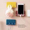 Miniatyrbild 3 av 6: Väggmonterad Universell Laddare, Elegant Design med 4 Krokar för Mobiltelefonladdning, Självhäftande Mobiltelefonhållare för Utrymmesbesparing