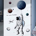 Pikkukuva 5 / 6: WandSticker4U®- XL seinätaide ASTRONAUTTI LENTÄÄ I Seinäkuvat: