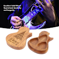 Miniatyrbild 8 av 8: Gitarrplektrum Box Portabel Multifunktionell Gitarrformad Träplektrumhållare Fodral L827 Kaskad Julgran