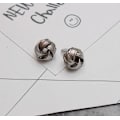 Miniatyrbild 2 av 5: Silver Stud Örhängen - Mönstrad Knut Silver