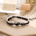 Miniatyrbillede 7 af 9: Matchende knopper armbånd - yin og yang Black