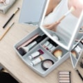 Miniatyrbillede 3 af 9: Make-up Spejl med Opbevaring - LED Grey