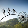 Miniatyrbild 2 av 2: Dansande älva maskros staty prydnads insatser Maskros B Dandelion B
