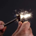 Miniatyrbillede 4 af 4: Kompakt ildstarter, udskiftelig gevind Ferro Rod Flint Fire Steel Magnesium Rod, Nødoverlevelsessæt, Camping, Vandring, Bushcraft (2 stk., orange)