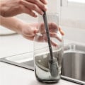 Miniatyrbillede 2 af 5: Silikonbørste til rengøring af mælkeflasker, termoglasflasker, 360° uden dødvinkel.