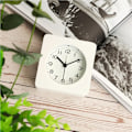 Miniatyrbild 5 av 5: Trä Analog Väckarklocka Batteridriven Tyst med Snooze-knapp, Nattlampa, Mjuk Väckning