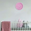 Miniatyrbild 3 av 5: RIYI Rosa väggklocka för barn och flickor, modern, tyst pendel med 3D-siffror, lättläst, icke-tickande