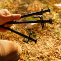 Miniatyrbillede 2 af 5: Camping Pinde 10 stk Teltsøm Heavy Duty Sort Stål Metal Camping Pinde Plukke Jordspyd Udendørs