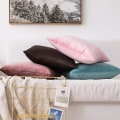 Miniatyrbillede 5 af 5: Sæt af 2 Fløjls Pudebetræk Dekorative Sofa Pudebetræk Super Glat Blød Dekoration Hjem Stue Soveværelse Til Sofa 2 Styk 30x30cm Lyseblå