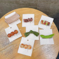 Miniatyrbilde 2 av 4: Bbq Hårnål Simulering Morsomme Hårtilbehør Grillspyd Hårklype Ribbespyd Ribs Skewers