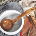 Miniatyrbillede 3 af 5: Langskaftet øse til suppe. Håndlavet køkkenredskab i træ til suppeøse, langskaftet trægrødske