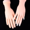 Miniatyrbillede 5 af 5: Negletræningshånd Fleksibel Blød Øvelsesplastik Mannequin Hånd Negletips Kunsttræner Manicure Øvelseshåndværktøj