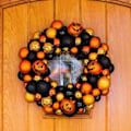 Miniatyrbilde 4 av 5: Halloween-krans til inngangsdøren, kunstige eukalyptuskranser for innendørs og utendørs, Halloween- og høstdekorasjon …