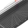 Miniatyrbillede 3 af 5: A4 Papirkutter, Håndværk Papir Trimmer Titan Papir Trimmer Scrapbooking Værktøj Til Håndværksprojekt, Etiket, Hilsenskort (1 stk, Sort)