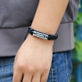 Miniatyrbild 2 av 4: Läderarmband med kors för män: Bekräftelsepresenter till tonårspojkar