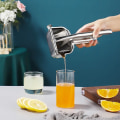 Miniatyrbillede 5 af 5: Ægte Rustfrit Stål Citronpresser Citrus Juicer Håndpresset Heavy Duty Manuel Presset Saft Ekstraktor Maker Orange Lime Grapefrugt Presser