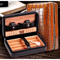Miniatyrbillede 2 af 4: Bærbar Cigarkasse Cedertræ Cigarskærer Lighter Etui Kreativ Rejsecigar Værktøj Læderetui Samlekasse Sort