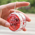 Miniatyrbillede 3 af 4: 10 stk LED Yo-yo Legetøj Lys Op Yo-yo Responsiv Bold Legetøj Sjov Underholdende Legetøj (tilfældig Farve)Tilfældig Farve5X5X3CM Random Color 5X5X3CM