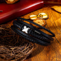 Miniatyrbillede 3 af 4: Mænds læderarmbånd af høj kvalitet [chip] | sort, magnetisk spænde i rustfrit stål | eksklusiv smykkeæske | fremragende gaveidé