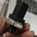 Miniatyrbild 5 av 5: Railtryckssensor Tryckavlastningsventil Railsensor Transducer För 0281002797 0281006507 028100