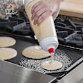 Miniatyrbillede 1 af 4: 1065ml Pandekagedej-Blandingsflaske Håndvafler Crepes Dispenser Med Blenderball Trådpisker