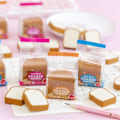 Miniatyrbillede 5 af 5: JIKAIX 4 stk./sæt Blyant Viskelæder Uden Udtværing God Fleksibilitet Tilfældig Farve Toastformet Gummi Viskelæder Papirvarer